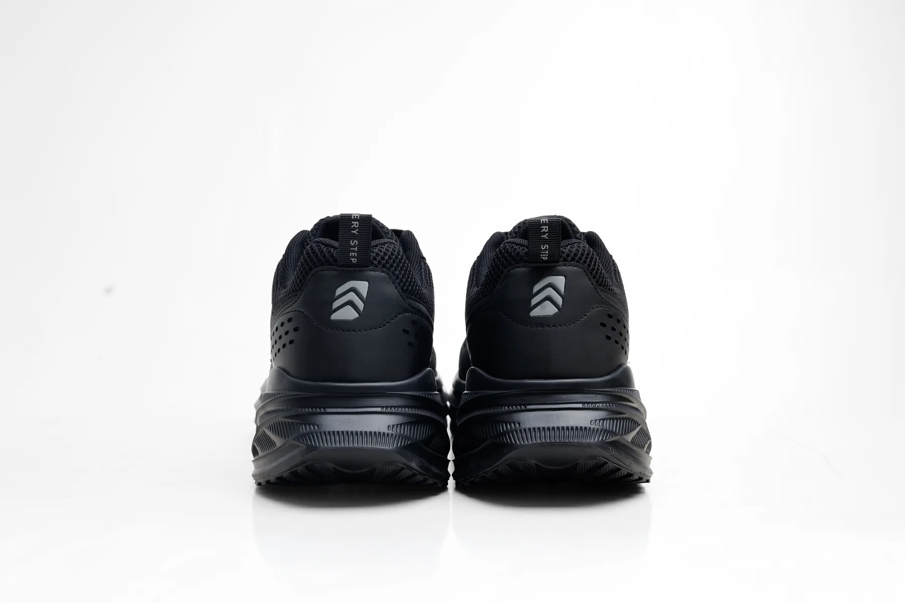 Black GLIDE, view 5